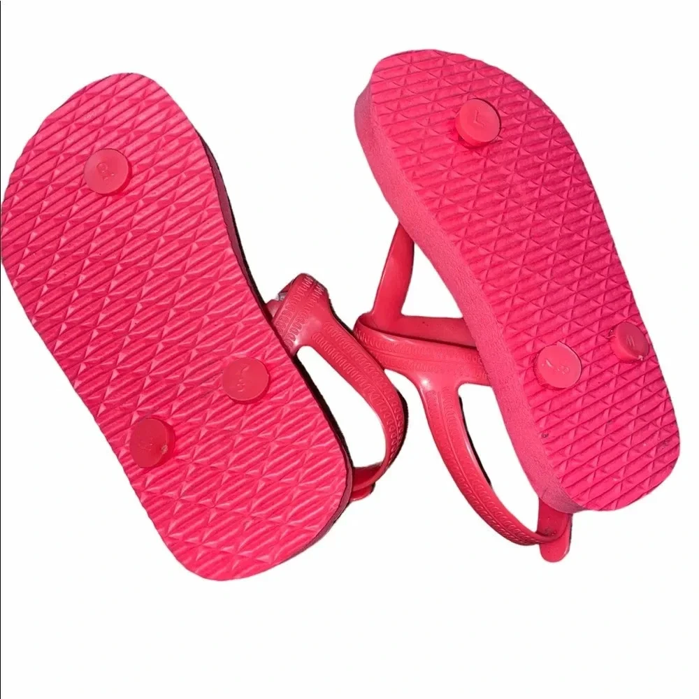 Little girls pink polka dot flip flops size 7/8